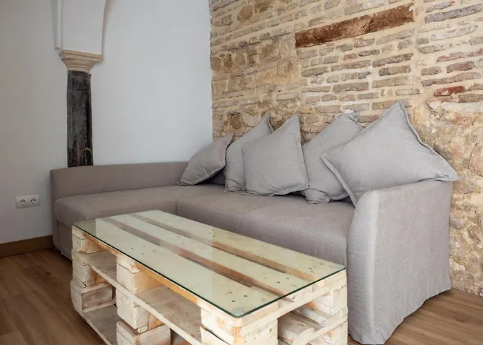 Bhost - Canas Apartament